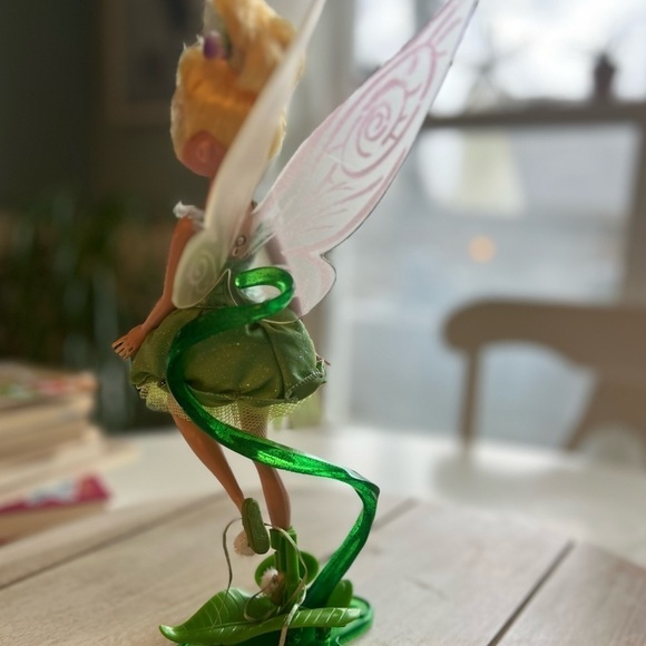 Disney Tinker bell Doll - with stand - Picture 8 of 9